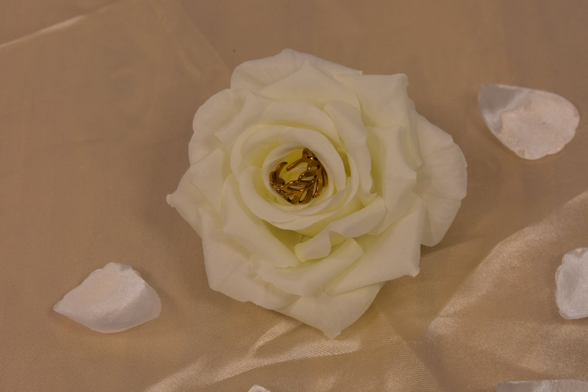 Nawal – Bague Feuillage Royal